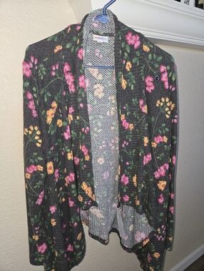 Lularoe Floral Cardigan, Size M